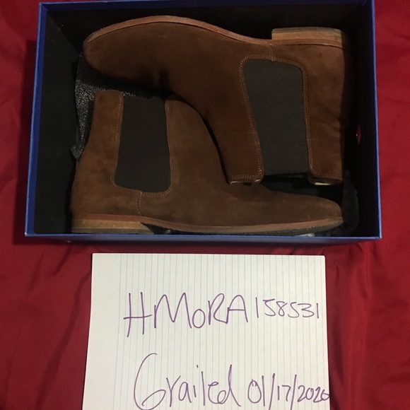 Chelsea boots
